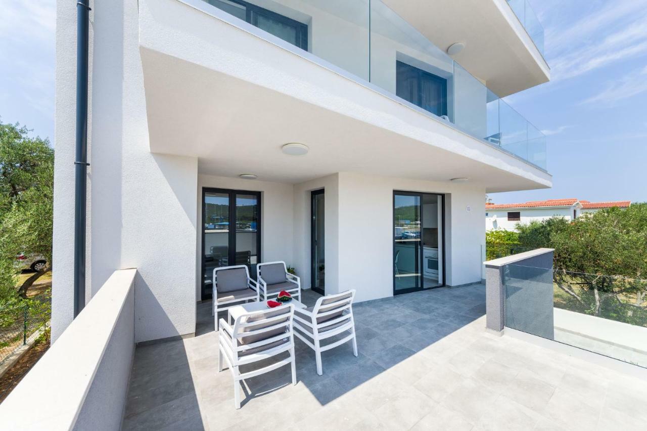 D. Marine Apartments Bibinje Exterior photo